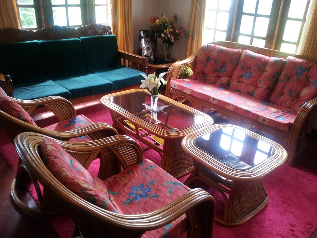 Andrews Hostel Нувара-Элия Экстерьер фото