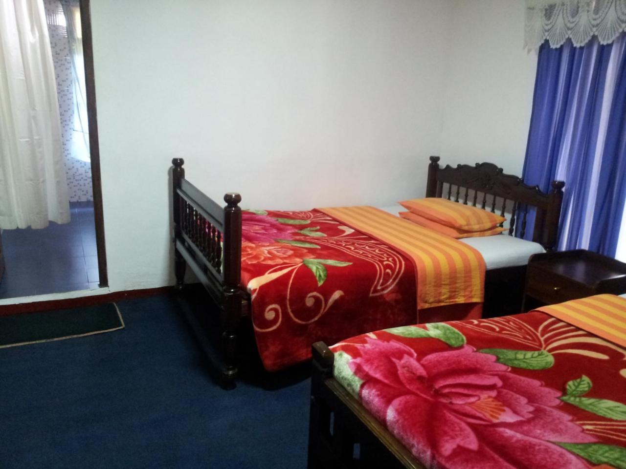 Andrews Hostel Нувара-Элия Экстерьер фото